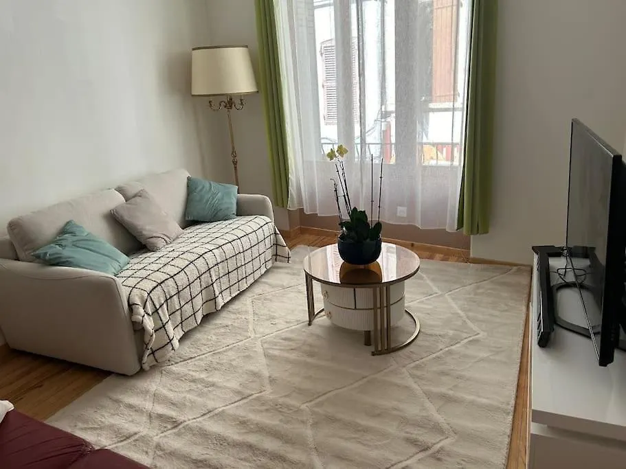 Apartment Maison Des Orchidees Montelimar