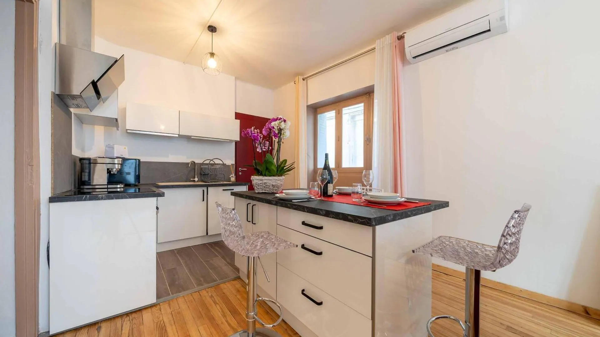 Maison Des Orchidees Montelimar Apartment